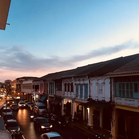 Ai Phuket Hostel-2